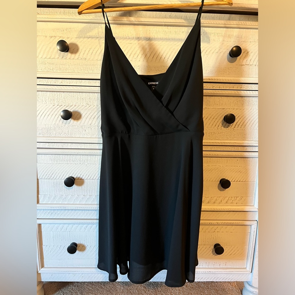 Express Elegant Black Midi Dress